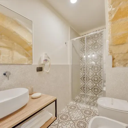 米开朗基罗住宿加早餐旅馆 4* 莱切